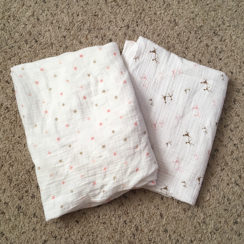 Aden + Anais fitted crib sheet/swaddling blanket